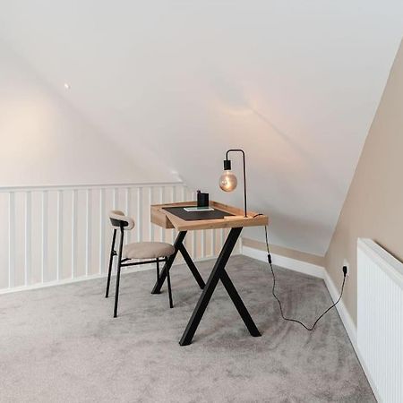 Boutique Apartment - Mazerystays Exley Extérieur photo