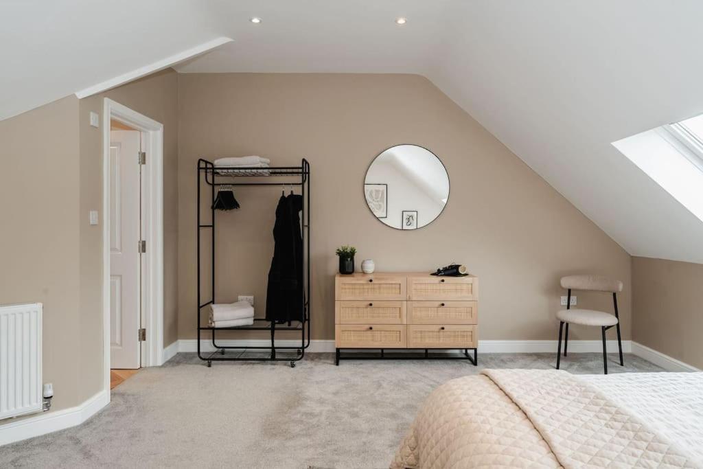 Boutique Apartment - Mazerystays Exley Extérieur photo