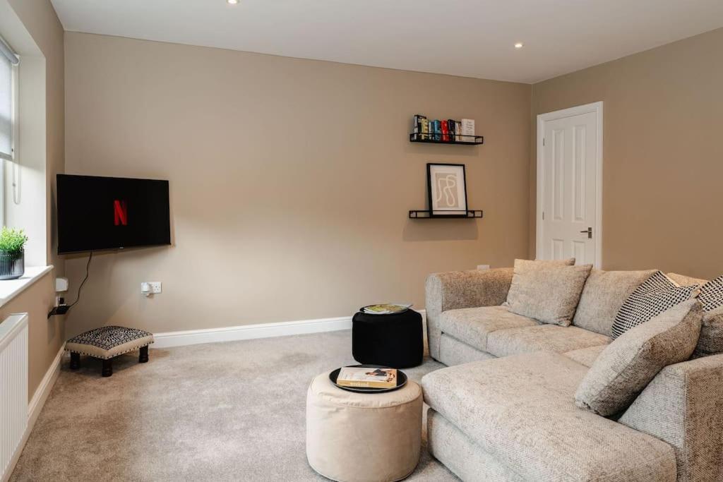 Boutique Apartment - Mazerystays Exley Extérieur photo