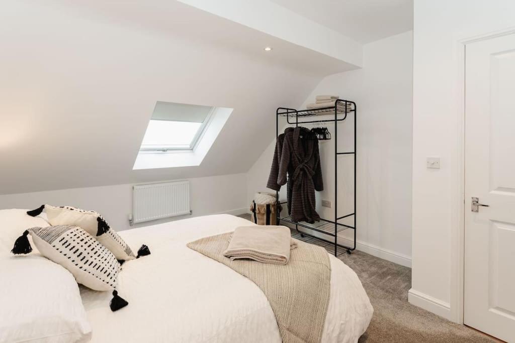 Boutique Apartment - Mazerystays Exley Extérieur photo